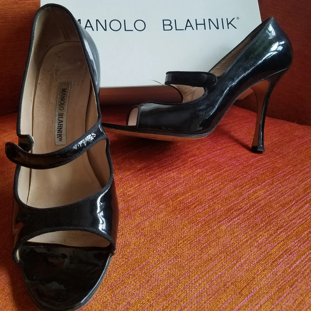 MANOLO BLAHNIK Mary Jane Shoes - Picture 5 of 13